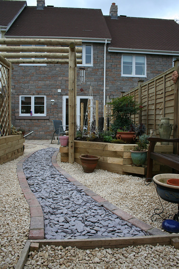 Green Man Gardens Landscape Gardening Gravel Pathway Drive Screening Green Man Gardens Landscape Gardening Gravel Pathway Drive Screening Raised Vegetable Beds